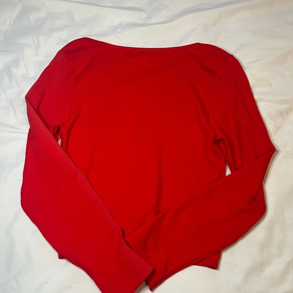 Just Be Red Fitted Crop Blouse - Picture 5 of 5